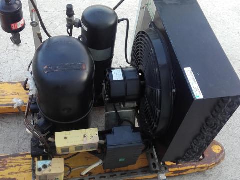 HŰTŐKAMRA HŰTŐKAMRA