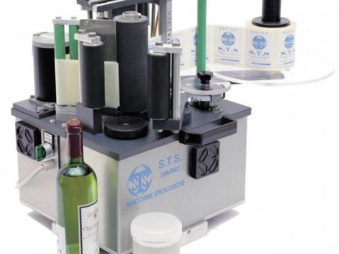 STS S1/M Típusú félautomata öntapadós asztali címkézőgép has-hátcímkéhez STS S1/M Típusú félautomata öntapadós asztali címkézőgép has-hátcímkéhez