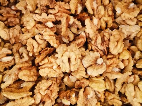 Prémium extra magyar dióbél eladó postai utánvéttel Prémium extra magyar dióbél eladó postai utánvéttel