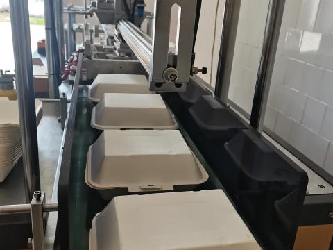 ÚJ!!! JBZ700 TÍPUSÚ MENÜ BOKSZ DOBOZ GYÁRTÓ GÉP - 5 TONNA STANCOLT PAPÍRRAL ELADÓ ÚJ!!! JBZ700 TÍPUSÚ MENÜ BOKSZ DOBOZ GYÁRTÓ GÉP - 5 TONNA STANCOLT PAPÍRRAL ELADÓ