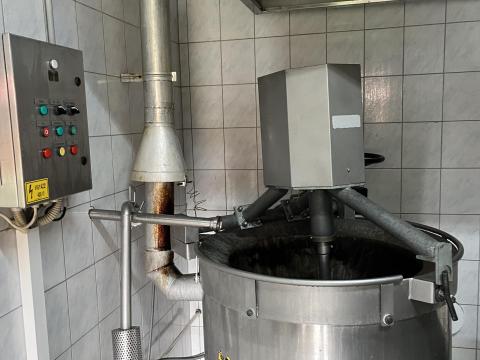 Zsírsütő zsírvonallal Zsírsütő zsírvonallal