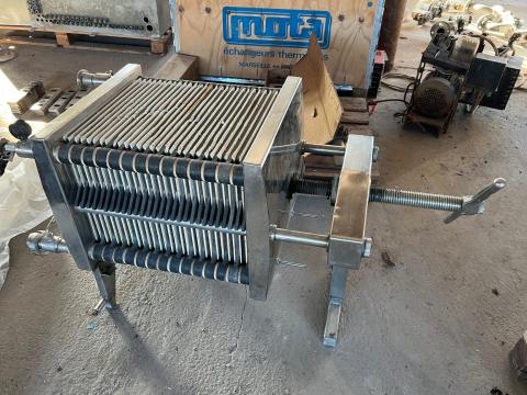 Élelmiszeripari keretes lemezszűrő eladó Élelmiszeripari keretes lemezszűrő eladó