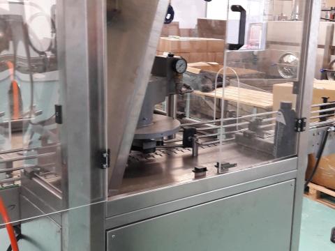 Lapkazáró berendezés Lapkazáró berendezés