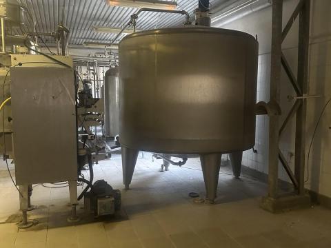 Tejfeldolgozó üzem gépi berendezései eladók Tejfeldolgozó üzem gépi berendezései eladók