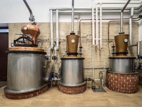 Kisüsti pálinkafőző berendezés Kisüsti pálinkafőző berendezés