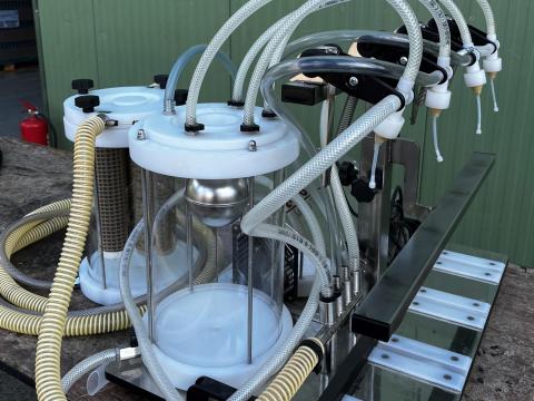 Minipalackozó gép Minipalackozó gép