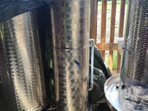 Pasztőrizáló, bag-in-box töltött vízprés tartályok eladók Pasztőrizáló, bag-in-box töltött vízprés tartályok eladók