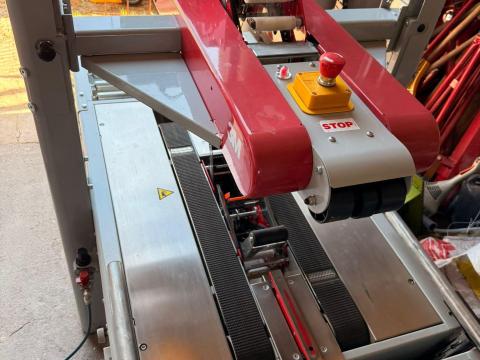 3M-Matec 700 RKS-I dobozzáró/dobozragasztó gép – kiváló állapotban 3M-Matec 700 RKS-I dobozzáró/dobozragasztó gép – kiváló állapotban