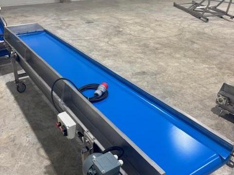 VÍZSZINTES SZÁLLÍTÓSZALAG 300*50 cm ELADÓ VÍZSZINTES SZÁLLÍTÓSZALAG 300*50 cm ELADÓ