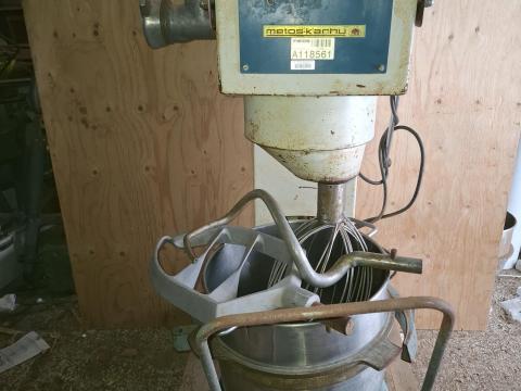 Húsipari valamint sütőipari daráló és keverőgép, 