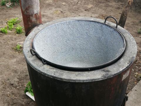Üstház, 100 literes üsttel Üstház, 100 literes üsttel
