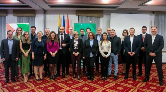 Gluténmentes keksztől a tokaji borig: magyar kínálat a Baltikumban