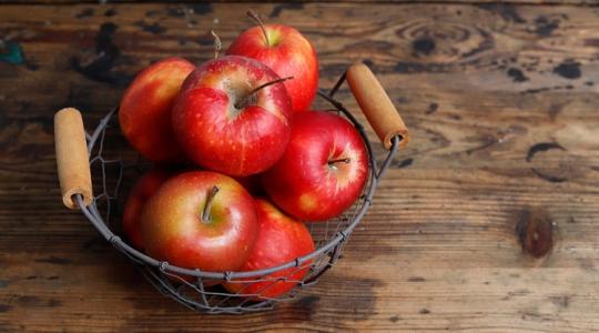 Sózd meg az almát! A fejed nagyon hálás lesz érte! Sózd meg az almát! A fejed nagyon hálás lesz érte!