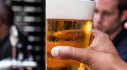 TSZ-büfétől kézműves sörig – egy balatoni családi főzde útja